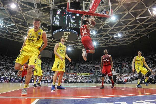 定了基础 定了基础