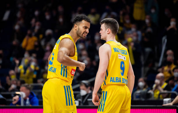 大幅度阵容 大幅度阵容