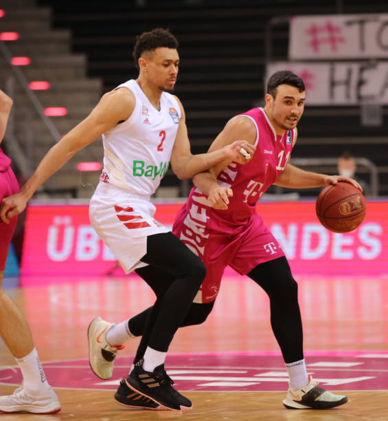 梅州队在上 梅州队在上